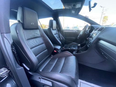 Used 2012 Volkswagen Golf R 4-Door image 13