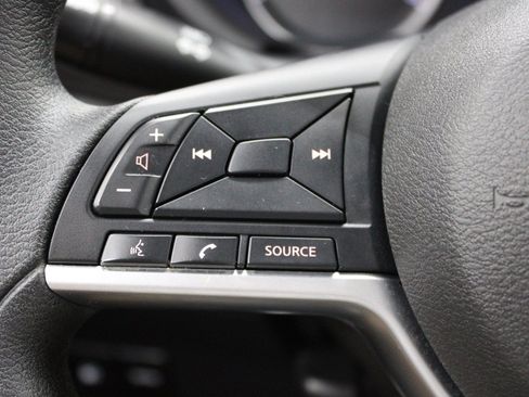 Used 2020 Nissan Kicks S FWD image 17