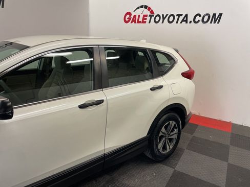 Used 2018 Honda CR-V LX image 5