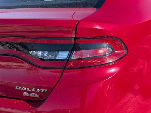 Used 2014 Dodge Dart SXT image 17
