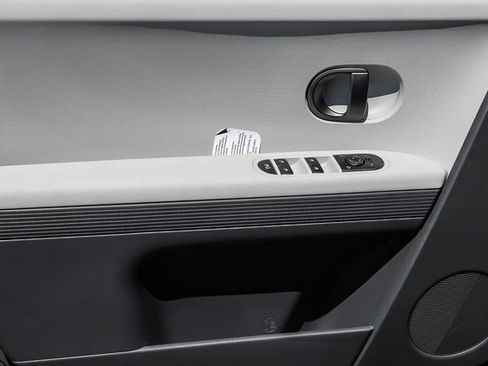 New 2026 Hyundai Ioniq 5 SEL RWD image 24