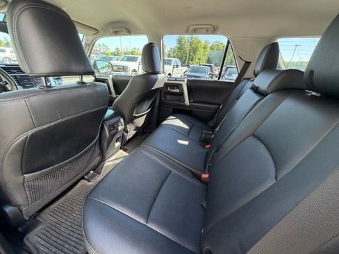 Used 2022 Toyota 4Runner TRD Sport w/ Technology Package AWD/4WD image 12