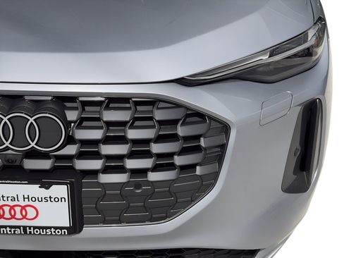 New 2025 Audi Q5 Premium Plus image 11