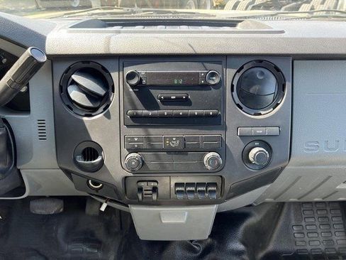 Used 2012 Ford F450 XL w/ Snow Plow Prep Pkg image 29