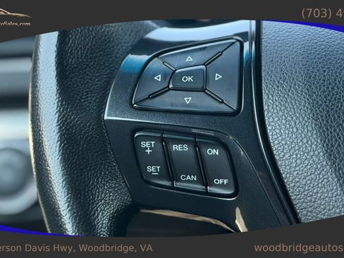 Used 2019 Ford Explorer XLT FWD image 23
