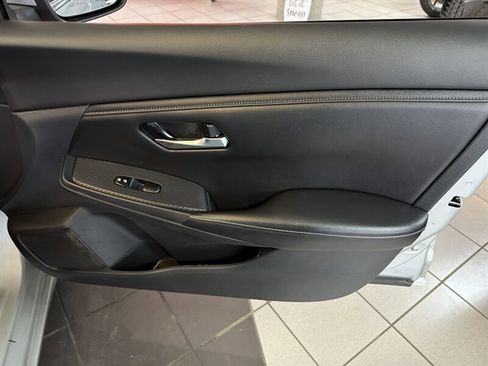 Used 2020 Nissan Sentra SV image 26
