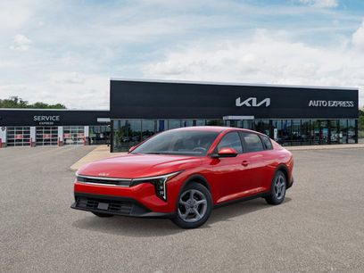 New 2025 Kia K4 LXS
