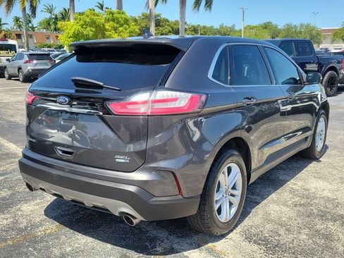 Used 2020 Ford Edge SEL w/ Cold Weather Package AWD/4WD image 3