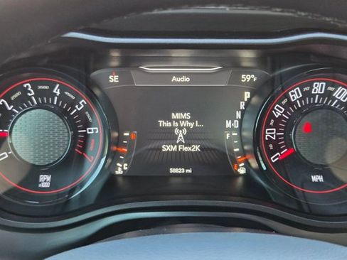 Used 2019 Dodge Challenger SXT w/ Blacktop Package image 11