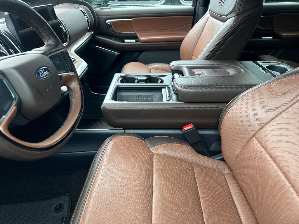 Used 2025 Ford Expedition King Ranch AWD/4WD image 9