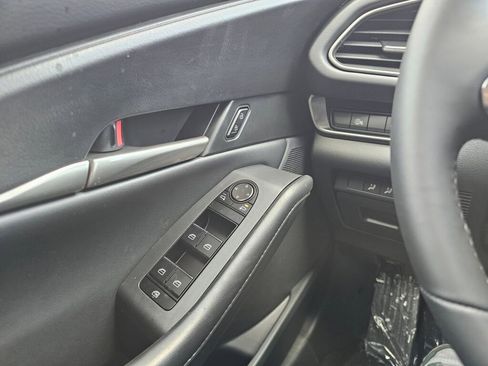 New 2026 MAZDA CX-30 AWD 2.5 S w/ Select Sport Pkg image 19