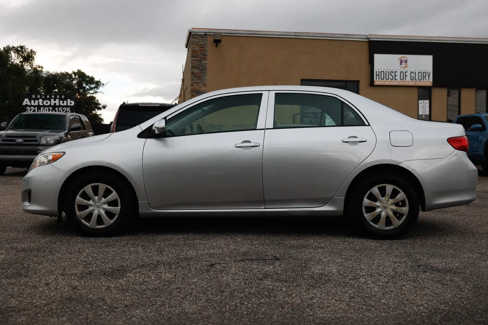 Used 2009 Toyota Corolla LE FWD image 3