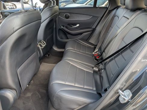 Used 2021 Mercedes-Benz GLC 300 4MATIC image 22