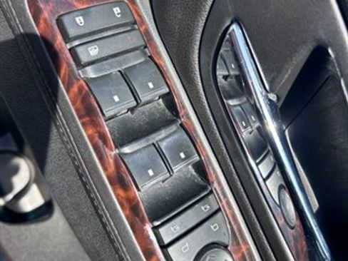 Used 2013 GMC Yukon Denali AWD/4WD image 15