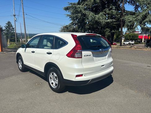 Used 2015 Honda CR-V LX image 5