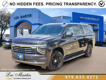 Used 2025 Chevrolet Suburban LT