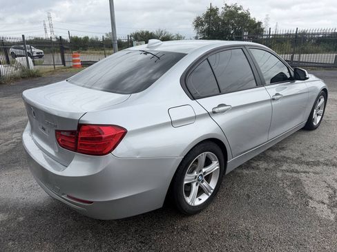 Used 2013 BMW 328i Sedan RWD image 4