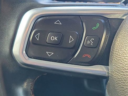 Used 2022 Jeep Gladiator Overland image 25