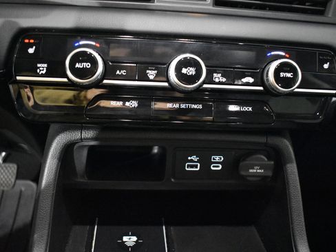 Used 2023 Honda Pilot EX-L image 24