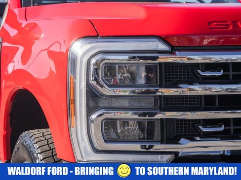 Used 2023 Ford F250 Lariat w/ Tow Technology Package image 5