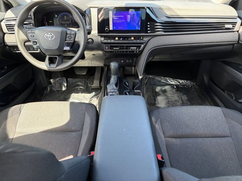 Used 2025 Toyota Camry LE FWD image 24