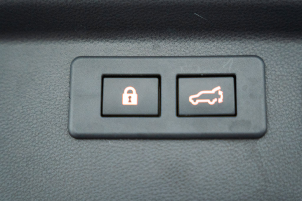 Used 2020 Subaru Forester Premium AWD/4WD image 12