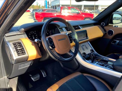 Used 2019 Land Rover Range Rover Sport HSE Dynamic image 17