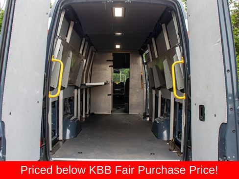 Used 2019 Mercedes-Benz Sprinter 170 image 9