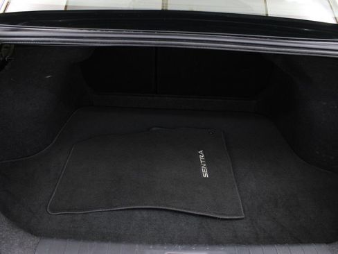 Used 2025 Nissan Sentra SV FWD image 27
