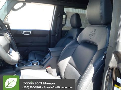 New 2026 Ford Bronco Badlands image 24
