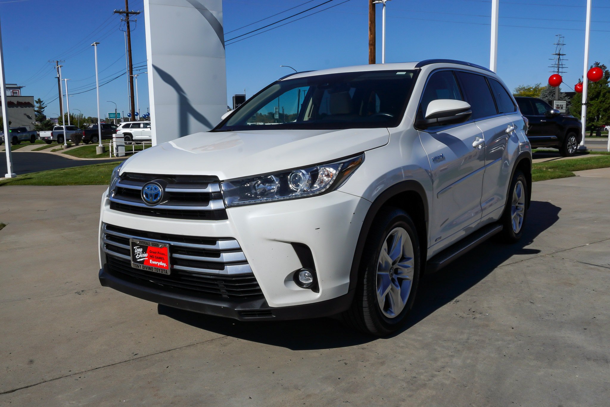 Used 2019 Toyota Highlander Limited AWD/4WD image 4