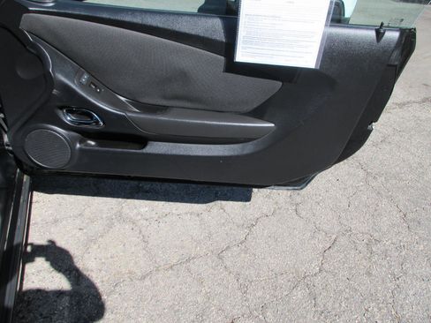 Used 2015 Chevrolet Camaro LT RWD image 13