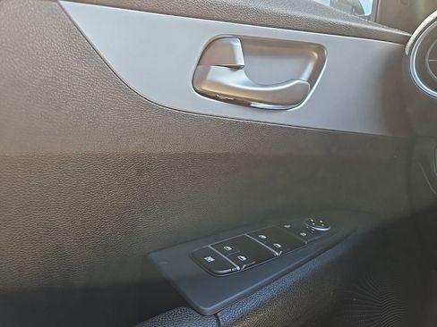 Certified 2022 Kia Forte LXS FWD image 14