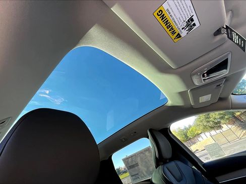 New 2025 Volvo EX90 Plus w/ Protection Package Premier image 30