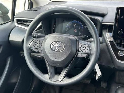 Certified 2026 Toyota Corolla LE FWD image 34