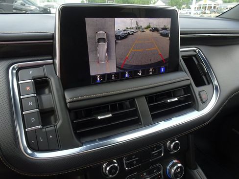 Used 2023 GMC Yukon AT4 w/ AT4 Premium Package AWD/4WD image 20