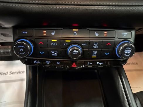 Used 2021 Dodge Durango GT AWD/4WD image 17