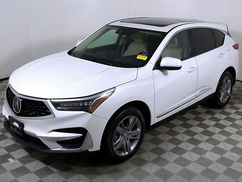 Used 2021 Acura RDX Advance Package image 3