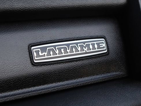 Used 2022 RAM 2500 Laramie w/ Night Edition AWD/4WD image 38