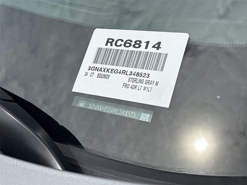 Used 2024 Chevrolet Equinox LT FWD image 31