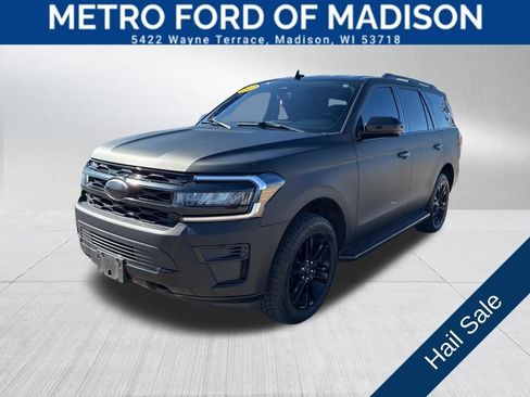 Used 2022 Ford Expedition XLT AWD/4WD image 4