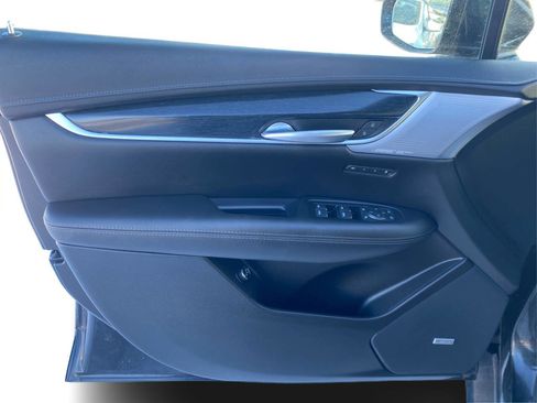 Used 2024 Cadillac XT5 Premium Luxury image 18
