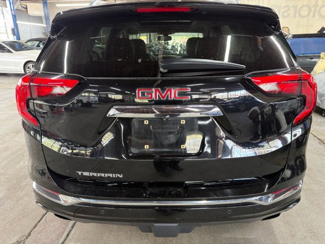 Used 2019 GMC Terrain Denali w/ LPO, Floor Liner Package FWD image 3