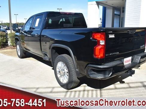 Used 2023 Chevrolet Silverado 2500 High Country w/ Z71 Off-Road Package image 7