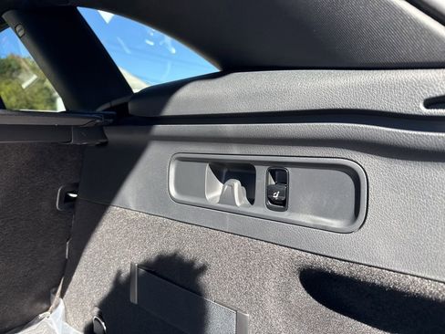 New 2026 Mercedes-Benz GLC 300 4MATIC image 28