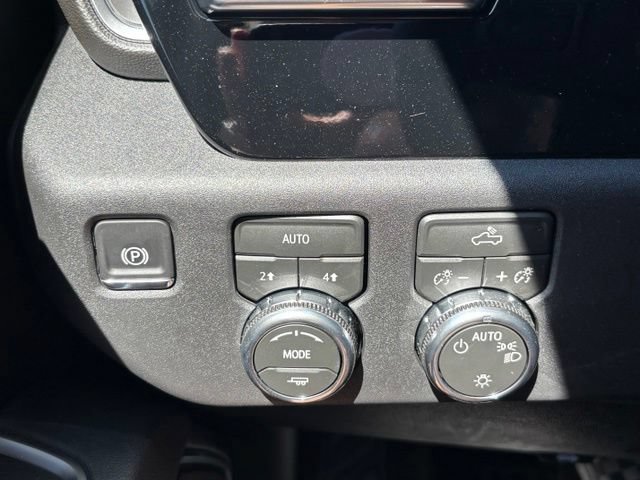 New 2026 GMC Sierra 1500 SLE AWD/4WD image 32