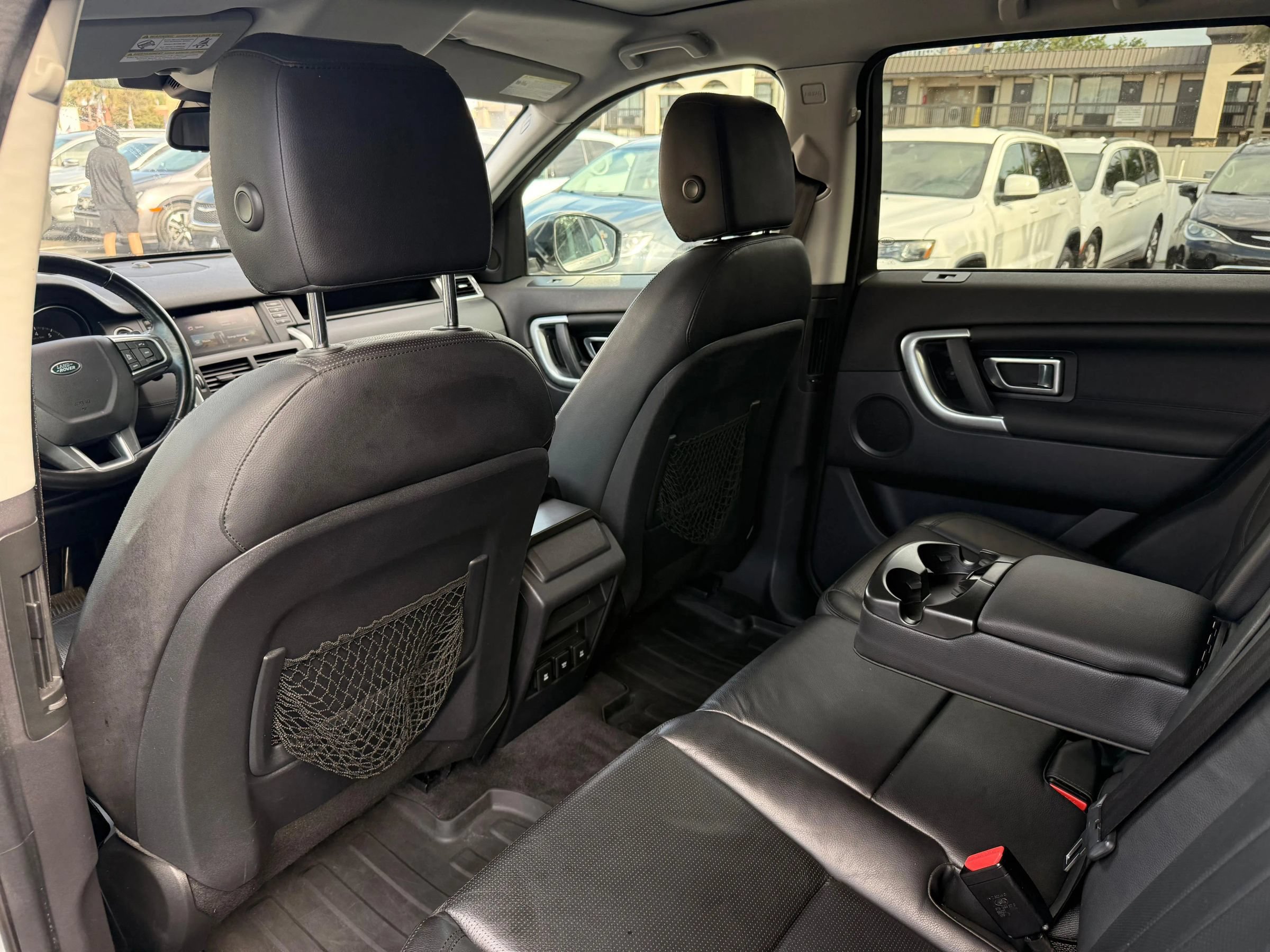 Used 2018 Land Rover Discovery Sport HSE AWD/4WD image 14