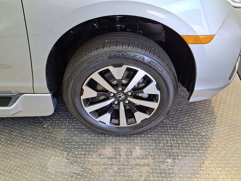 Used 2025 Honda Odyssey EX-L image 27