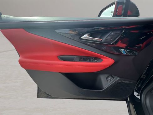 Used 2025 Chevrolet Blazer EV SS w/ Performance Package image 21