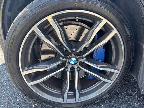 Used 2017 BMW X5 M AWD/4WD image 5
